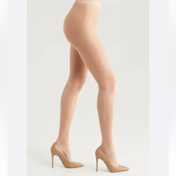 Nordstrom Accessories - 🌸NIP Nordstrom Ultra Sheer Hosiery - Womens size B